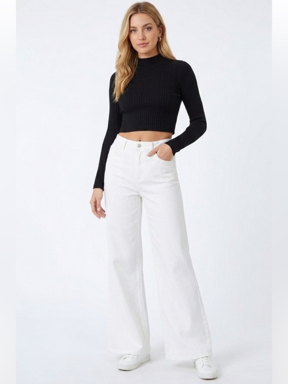 Dynamite Black Mockneck Long Sleeve Cropped Top Size Medium